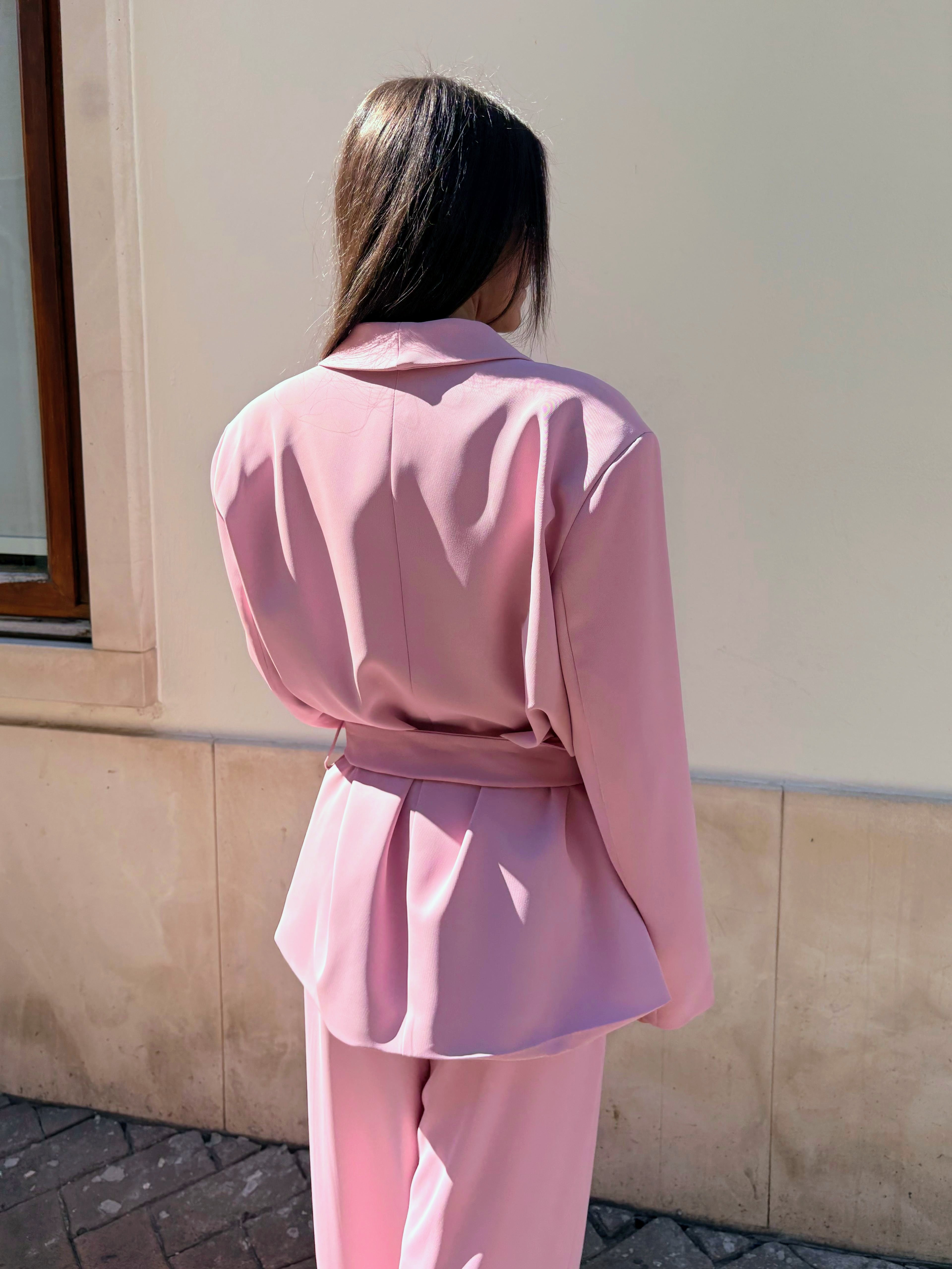 Tailleur Rosa con Fusciacca