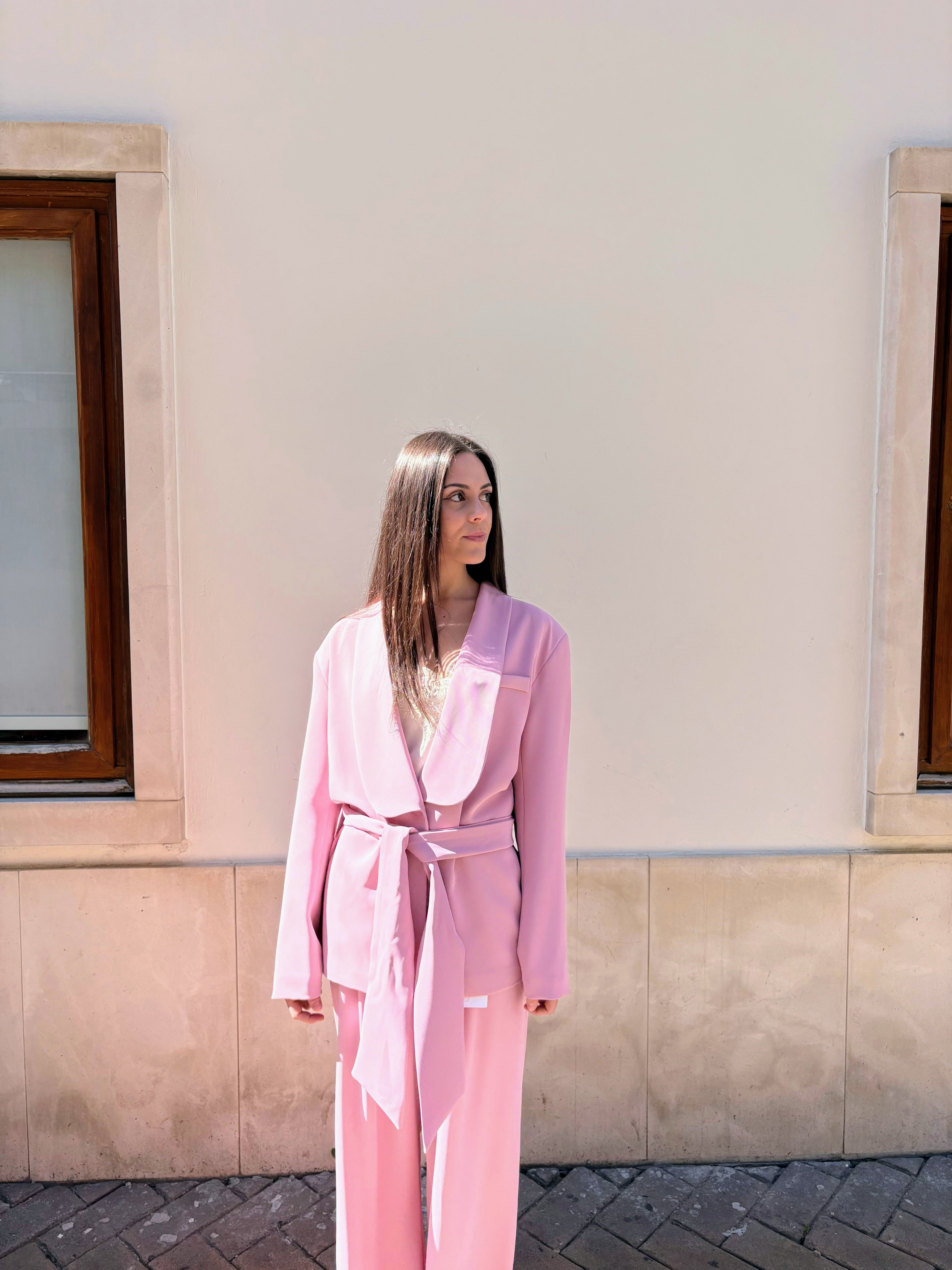 Tailleur Rosa con Fusciacca